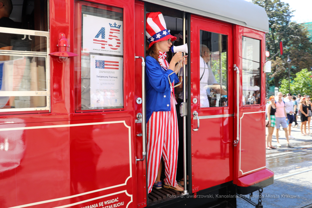 bs_190809_4422.jpg-USA,konsul,Urodziny,Tramwaj  Autor: B. Świerzowski