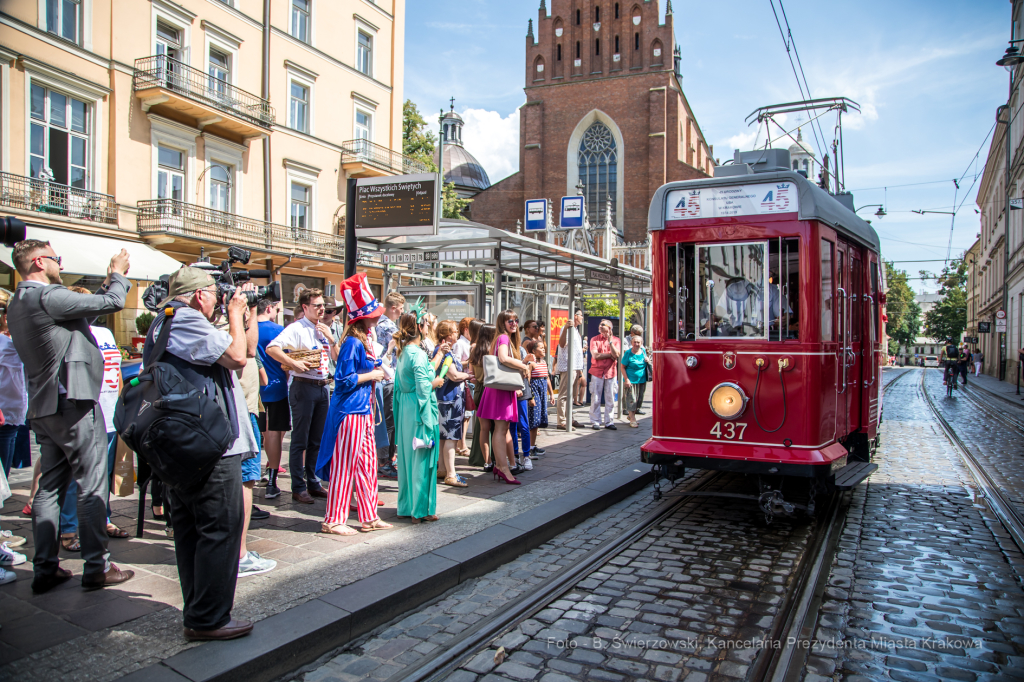 bs_190809_6446.jpg-USA,konsul,Urodziny,Tramwaj  Autor: B. Świerzowski