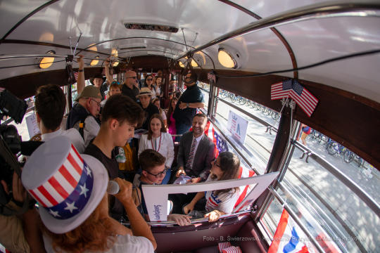 bs_190809_6478.jpg-USA,konsul,Urodziny,Tramwaj