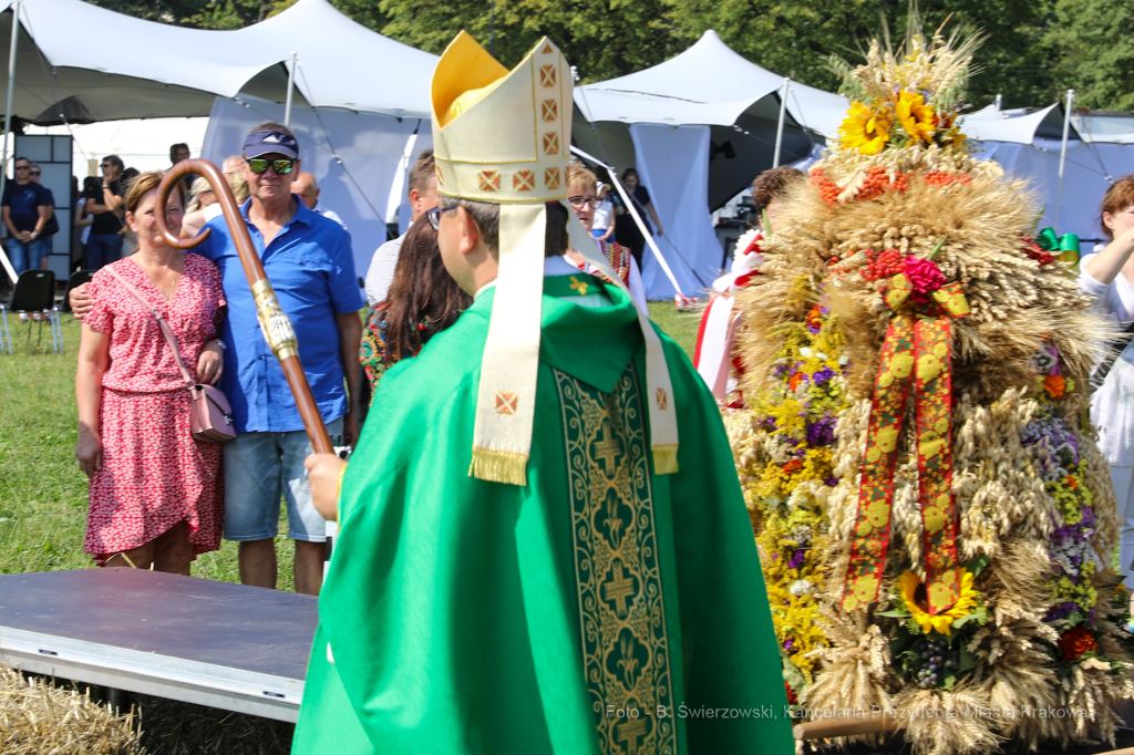 bs_190825_6059.jpg-Dożynki 2019,Błonia,kulig  Autor: B. Świerzowski