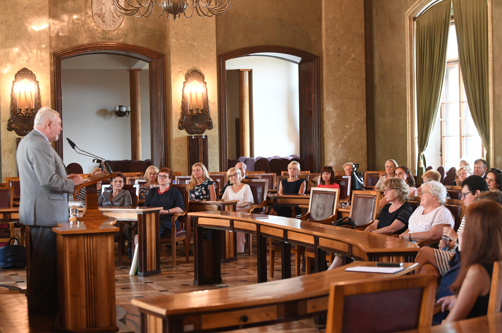 dsc_2837 - kopia.jpg-dyrektorom szkół  Autor: W. Majka