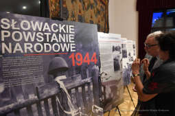 dsc_3301 - kopia22.jpg-Uroczyste przyjęcie z okazji Święta  Narodowego Słowacji