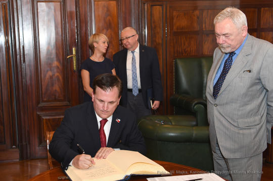 dsc_360911.jpg-konsulem generalnym USA