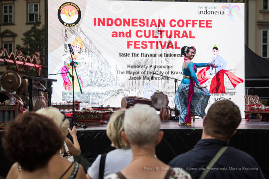 bs_190830_8953.jpg-Indonesia,kawa,kultura,Korfel