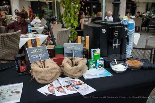 bs_190831_8837.jpg-Indonesia,kawa,kultura,Korfel