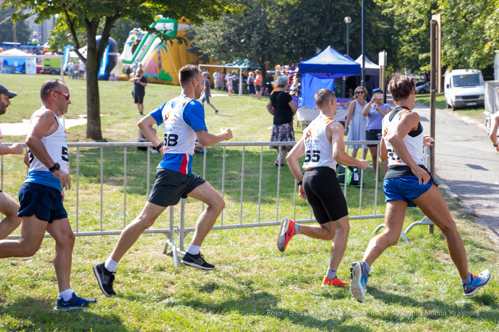bs_190901_8969.jpg-Festyn,Jesień,Kurdwanów,Majchrowski  Autor: B. Świerzowski