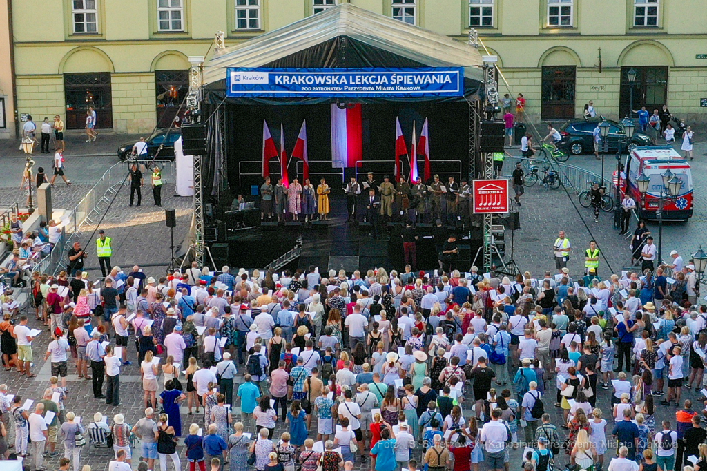 bs_190901_09.jpg-Lekcja Śpiewania,Domański,Mały Rynek  Autor: B. Świerzowski