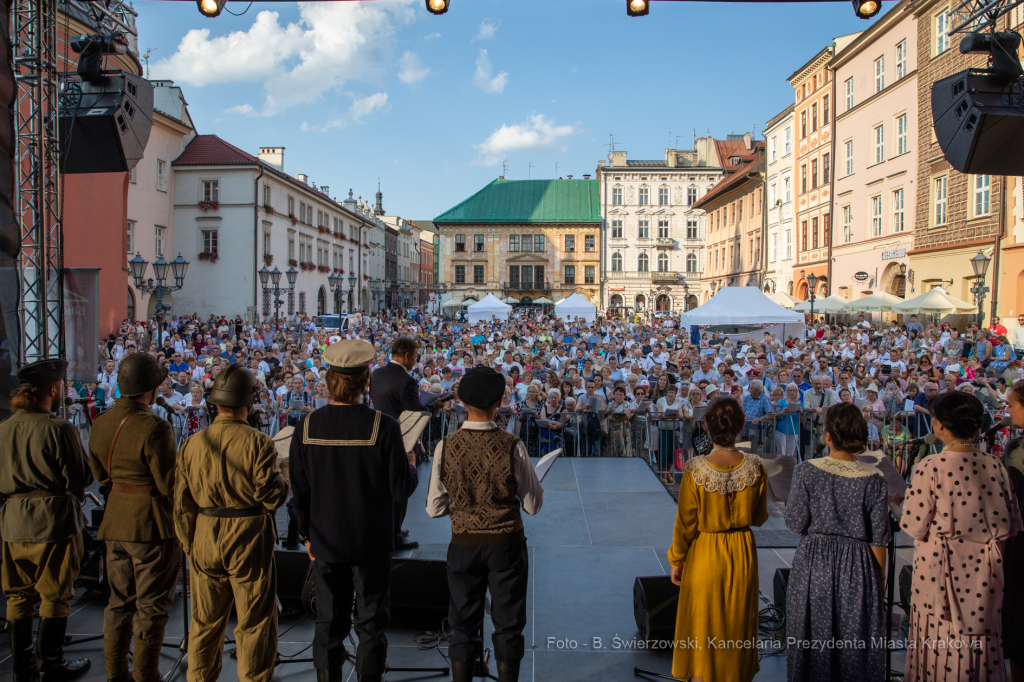 bs_190901_9086.jpg-Lekcja Śpiewania,Domański,Mały Rynek  Autor: B. Świerzowski