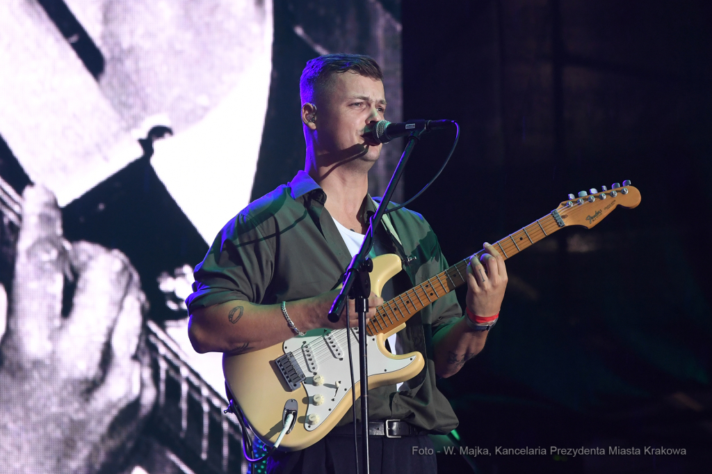 dsc_379104.jpg-„Lata z radiem”  Autor: W. Majka