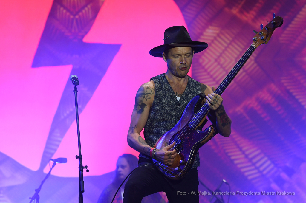 dsc_388914.jpg-„Lata z radiem”  Autor: W. Majka