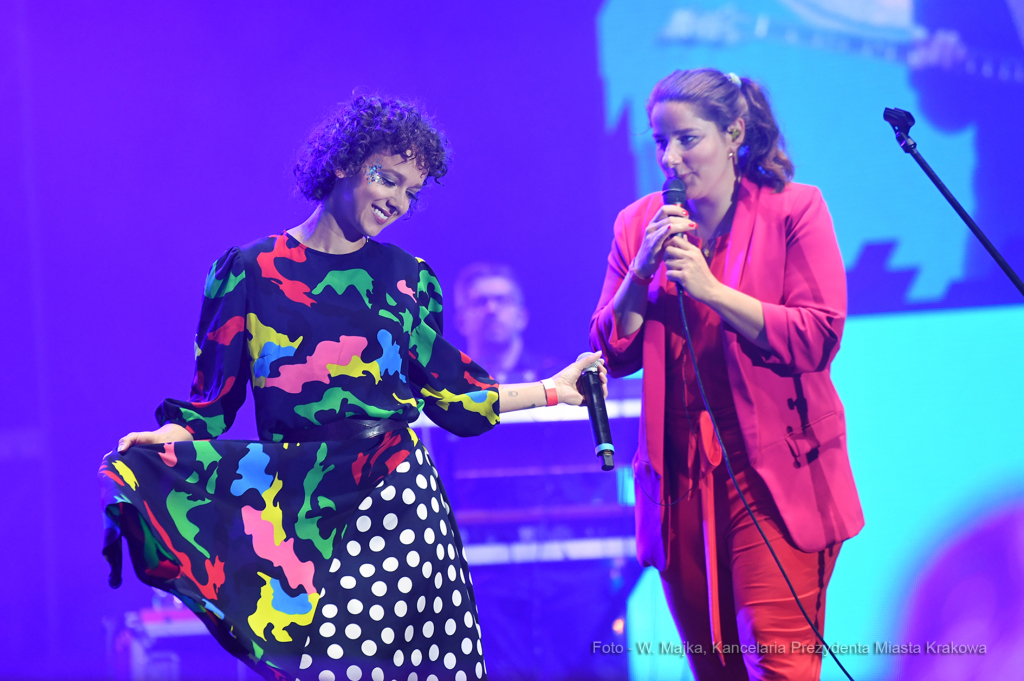 dsc_405022.jpg-„Lata z radiem”  Autor: W. Majka