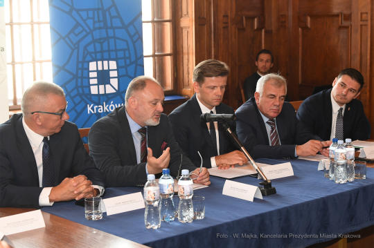 dsc_4689 — kopia10.jpg-Okrągły Stół nt. zatrudniania cudzoziemców