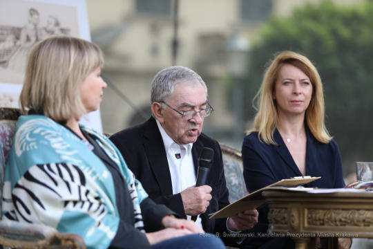 bs_190907_09-16.jpg-Narodowe Czytanie,Majchrowski,Segda