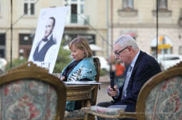 bs_190907_09-4.jpg-Narodowe Czytanie,Majchrowski,Segda