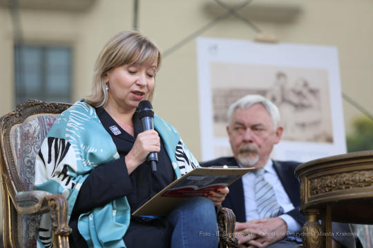 bs_190907_09-9.jpg-Narodowe Czytanie,Majchrowski,Segda