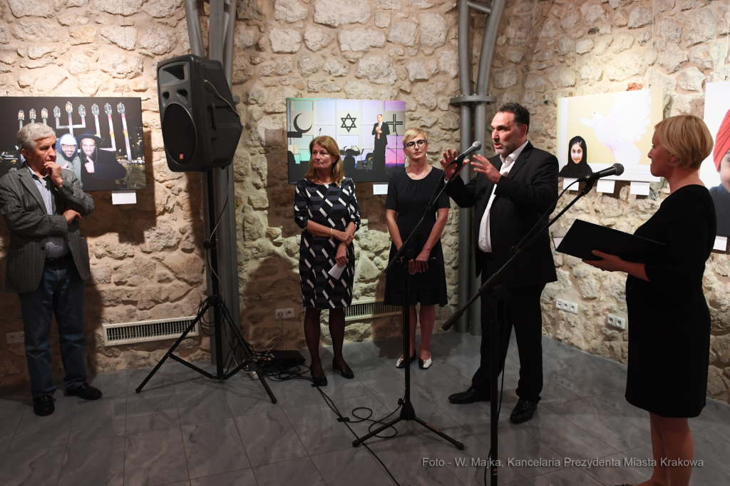 dsc_535317.jpg-wystawa Rafaela Herlicha  Autor: W. Majka