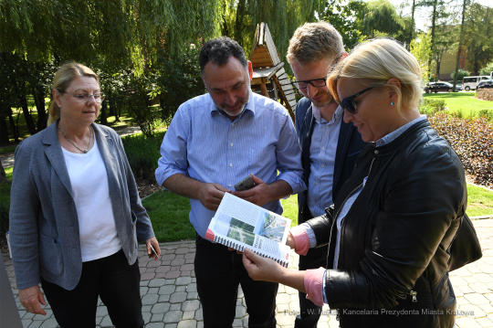 dsc_5580 — kopia19.jpg-Uruchomienie OTWARTEJ BIBLIOTECZKI