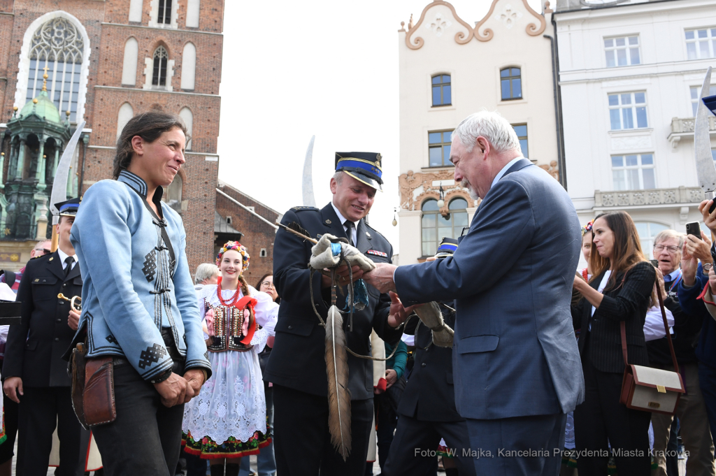 dsc_605522.jpg-Mongolska strzała  Autor: W. Majka