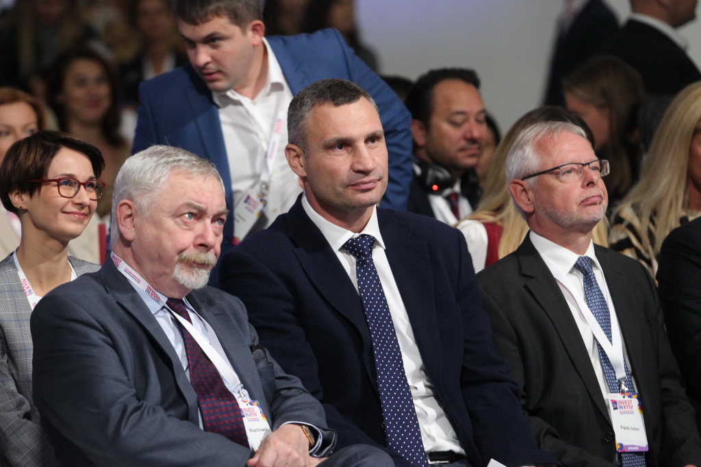 Prezydent Jacek Majchrowski na Kijowskim Forum Inwestycyjnym