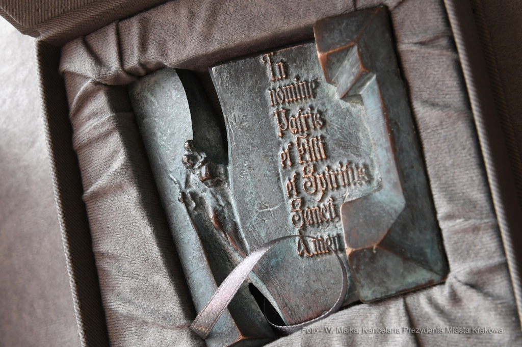 dsc_6636 — kopia01.jpg-Uroczystość wręczenia medali św. Krzysztofa  Autor: W. Majka