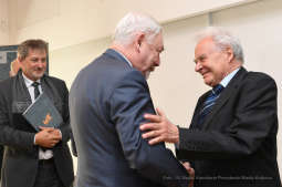 dsc_6683 — kopia03.jpg-Uroczystość wręczenia medali św. Krzysztofa