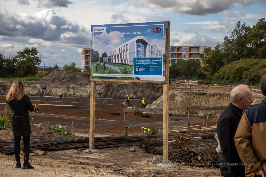 bs-września 30, 2019-img_6294.jpg-Szkoła,Kliny,Budowa,Majchrowski  Autor: B. Świerzowski