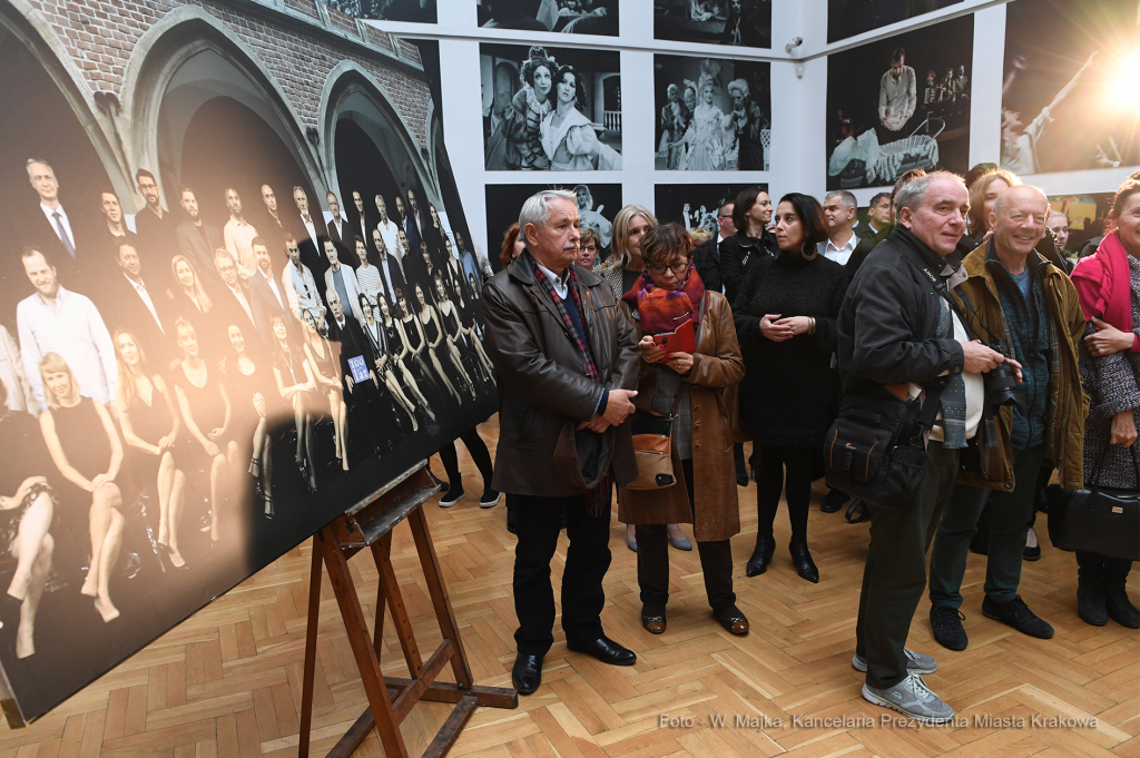 dsc_9375 — kopia12.jpg-wystawy „Teatr Bagatela 1919 – 2019”  Autor: W. Majka