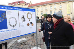 dsc_0161 — kopia16.jpg-„650 lat herbu miasta Krakowa”,