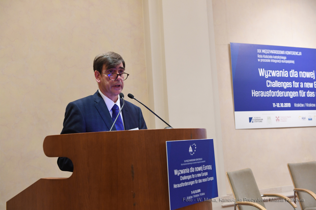 dsc_0296 — kopia01.jpg-konfererncja  Autor: W. Majka