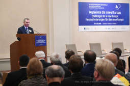 dsc_0361 — kopia06.jpg-konfererncja