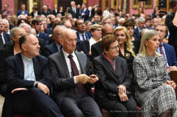 dsc_085606.jpg-nagroda IN VERITATE dla Hanny Suchockiej