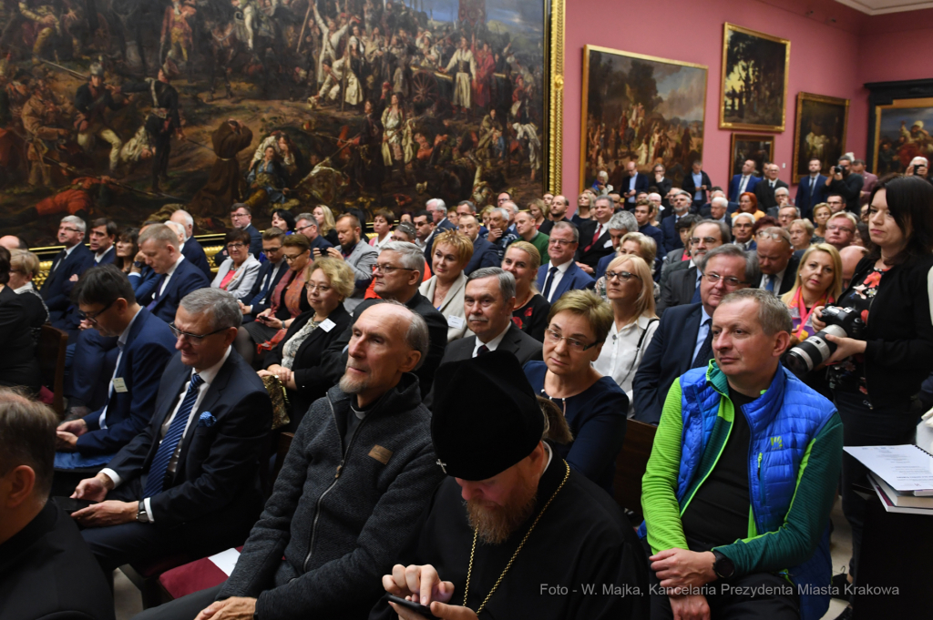 dsc_092113.jpg-nagroda IN VERITATE dla Hanny Suchockiej  Autor: W. Majka