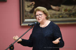 dsc_093715.jpg-nagroda IN VERITATE dla Hanny Suchockiej