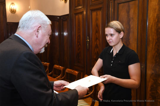 dsc_1095 — kopia01.jpg-Karoliną Pęk,  w tenisie stołowym