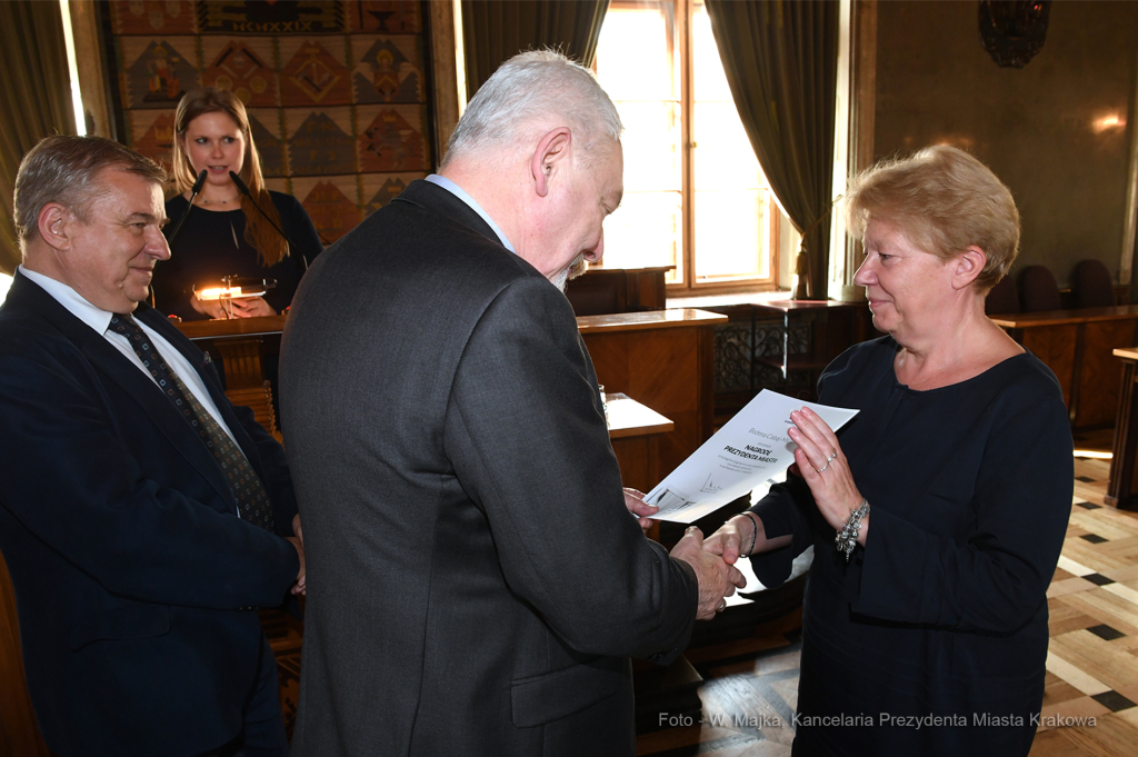 dsc_149606.jpg-nagrody dla nauczycieli  Autor: W. Majka