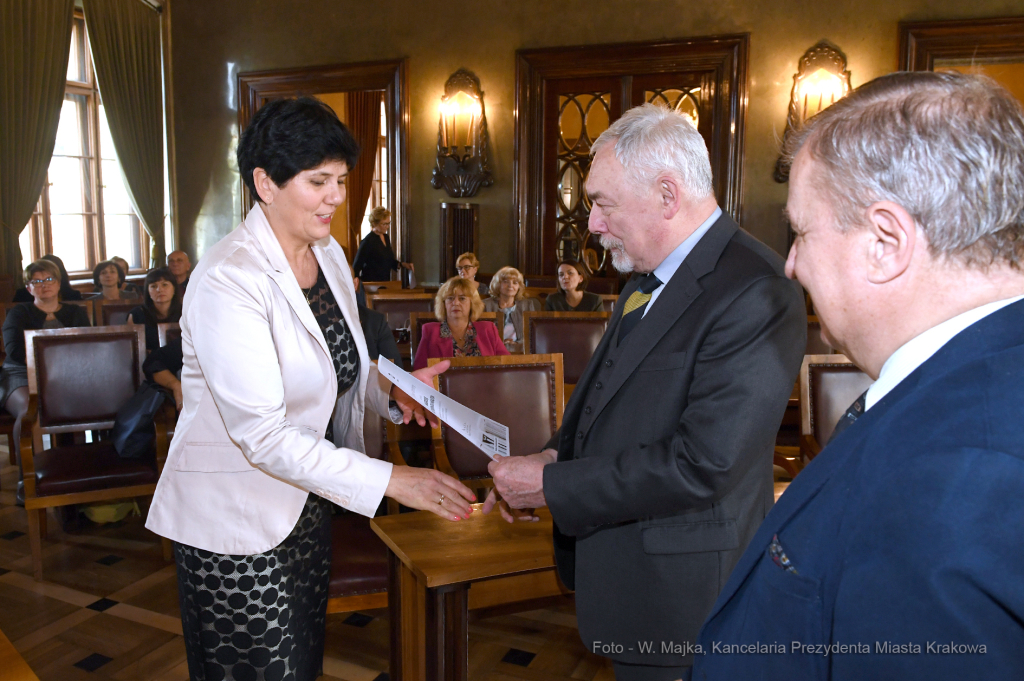 dsc_151516.jpg-nagrody dla nauczycieli  Autor: W. Majka