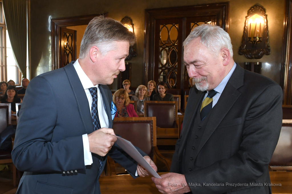 dsc_155632.jpg-nagrody dla nauczycieli  Autor: W. Majka