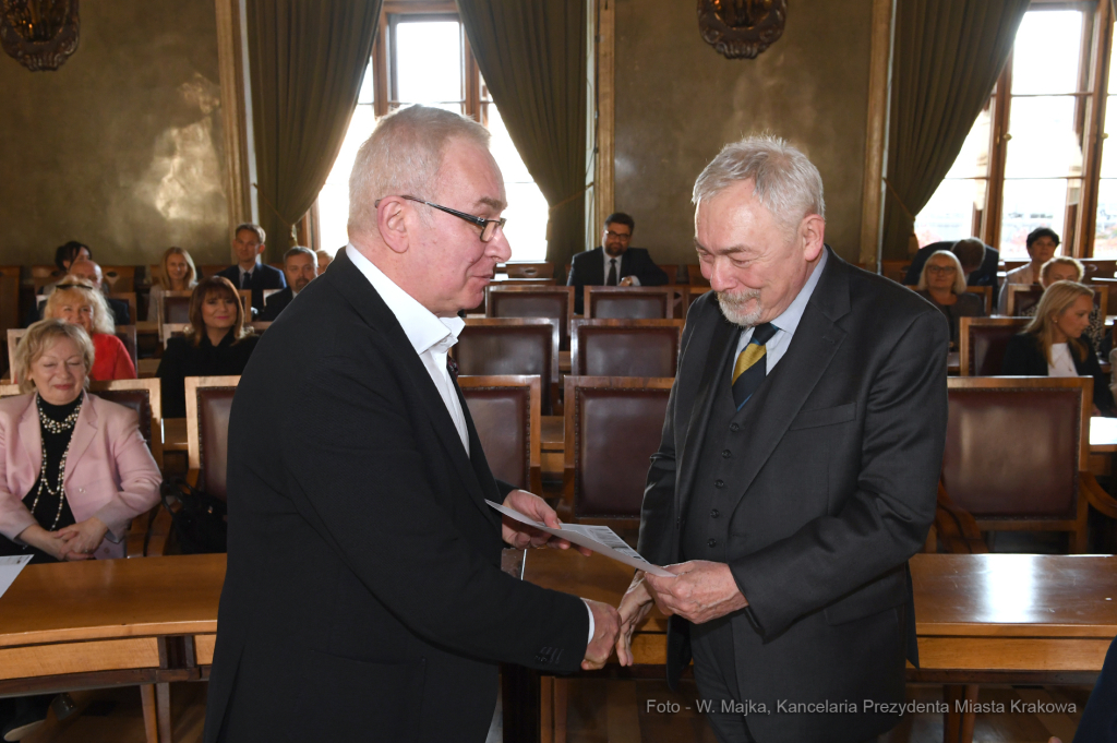 dsc_155833.jpg-nagrody dla nauczycieli  Autor: W. Majka