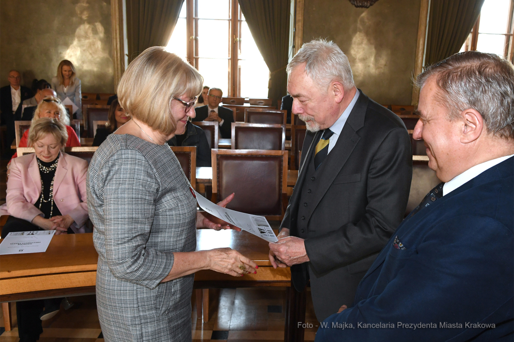 dsc_157038.jpg-nagrody dla nauczycieli  Autor: W. Majka