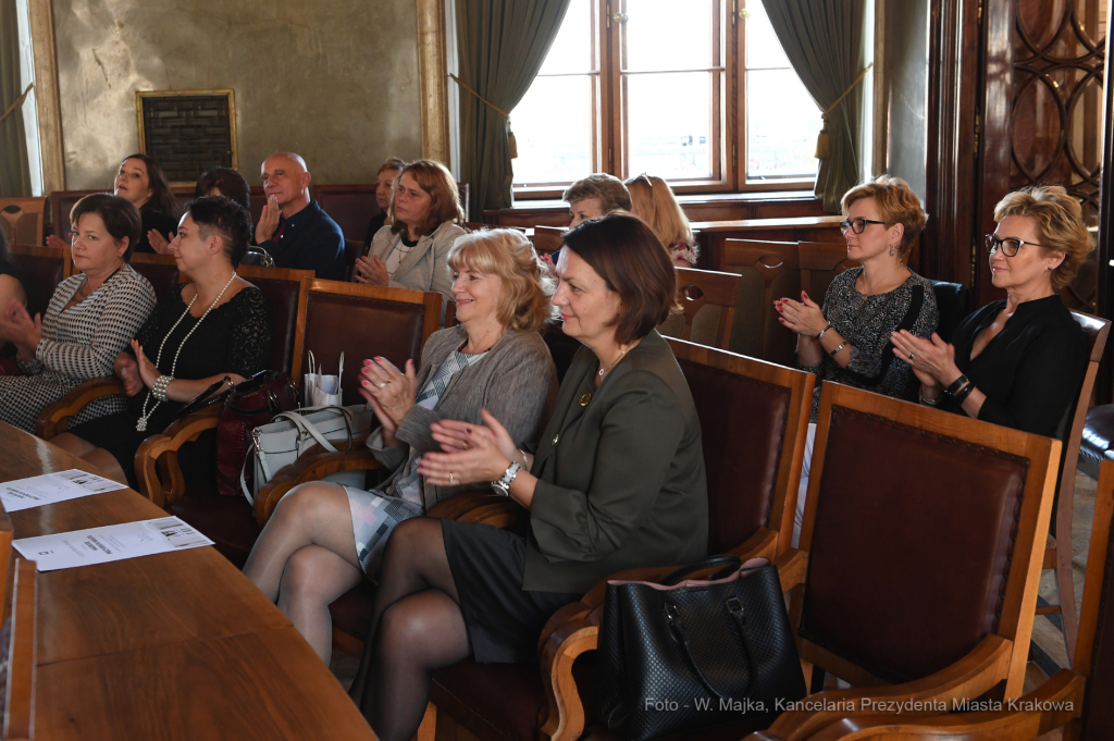 dsc_162663.jpg-nagrody dla nauczycieli  Autor: W. Majka