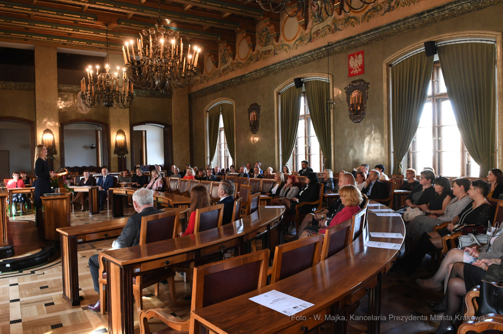 dsc_162964.jpg-nagrody dla nauczycieli  Autor: W. Majka