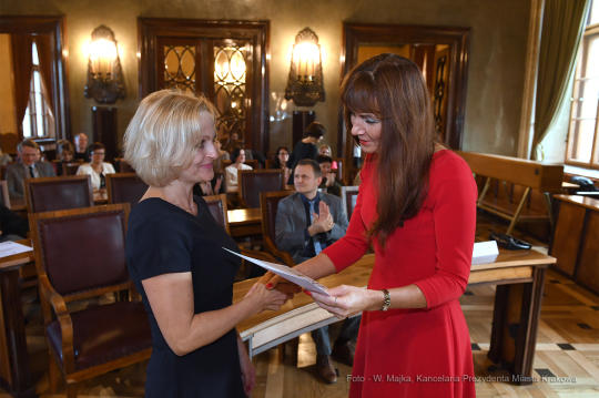 dsc_205018.jpg-Nagrody Prezydenta Miasta Krakowa dla Nauczycieli krakowskich szkół