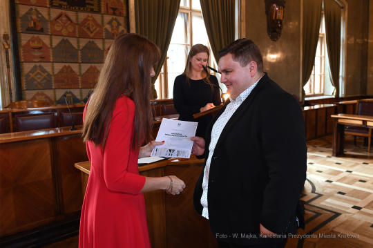 dsc_205620.jpg-Nagrody Prezydenta Miasta Krakowa dla Nauczycieli krakowskich szkół