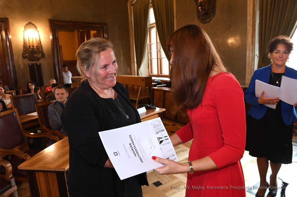 dsc_220341.jpg-nagrody dla nauczycieli  Autor: W. Majka