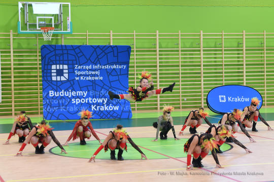 dsc_280813.jpg-sali gimnastycznej