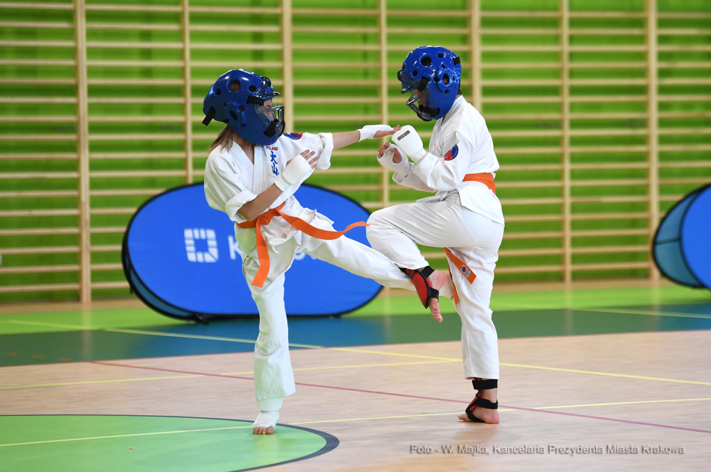 dsc_286419.jpg-sali gimnastycznej  Autor: W. Majka