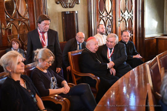 dsc_3482 — kopia24.jpg-sympozjum Z pastorałem przez kontynenty"