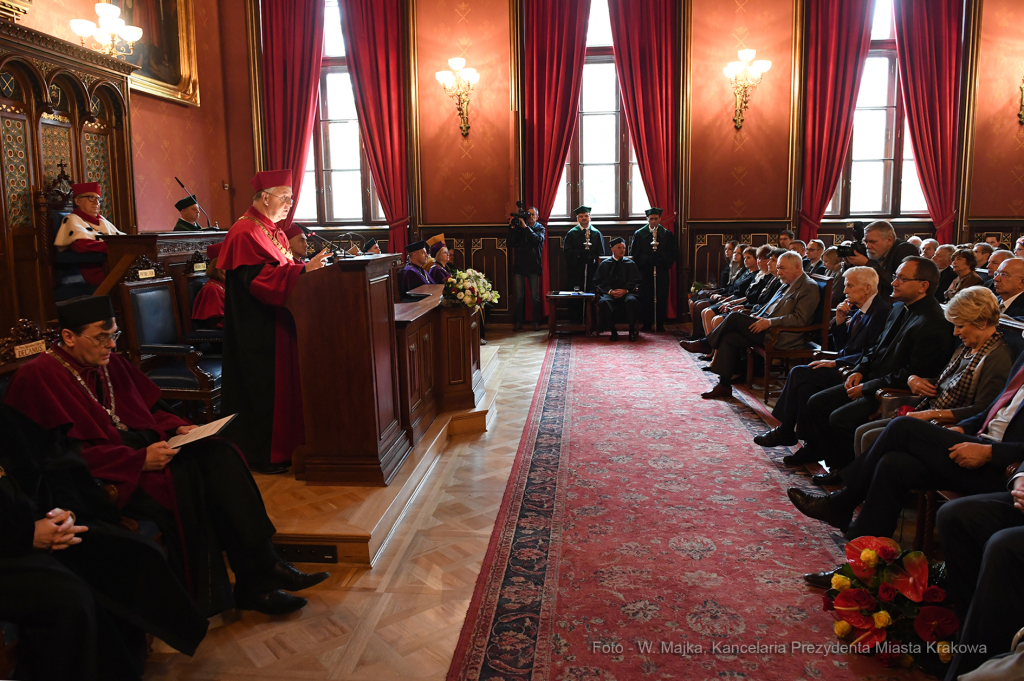 dsc_4418 — kopia10.jpg-nadania tytułu profesora honorowe  Autor: W. Majka