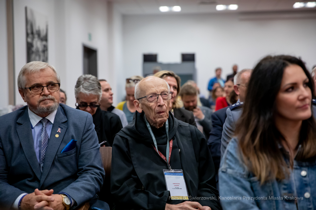 bs_191024_2715.jpg-Targi Książki,Majchrowski,Otwarcie  Autor: B. Świerzowski