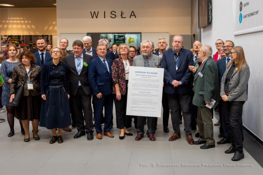 bs_191024_2867.jpg-Targi Książki,Majchrowski,Otwarcie